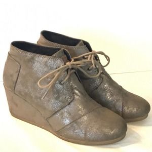 Toms Metallic Taupe Desert Wedge Bootie Lace Up Shoes Women's Size 9 Bronze